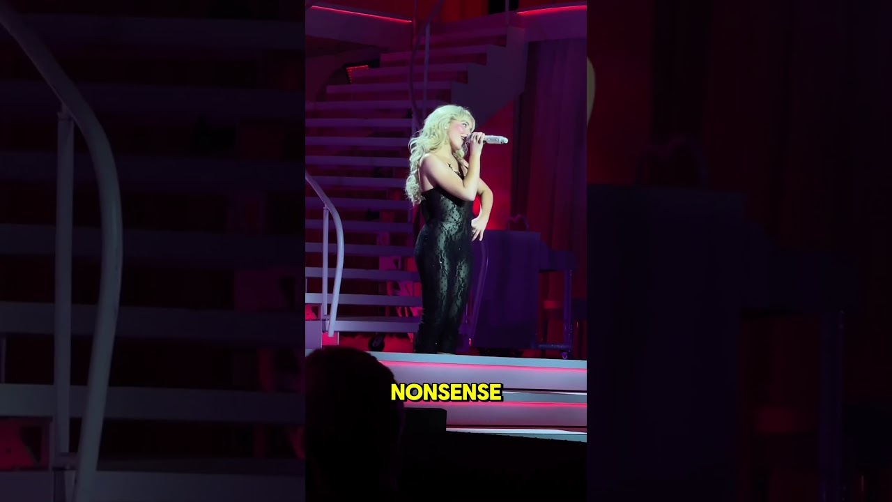 Sabrina Carpenter's HILARIOUS Stage Exit After Lift Malfunction! 😂🎤