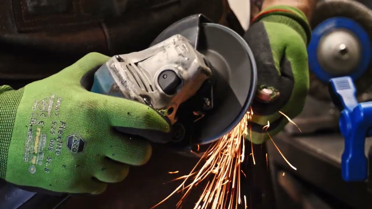 How I met a REAL BLACKSMITH - Mando Metalsmith