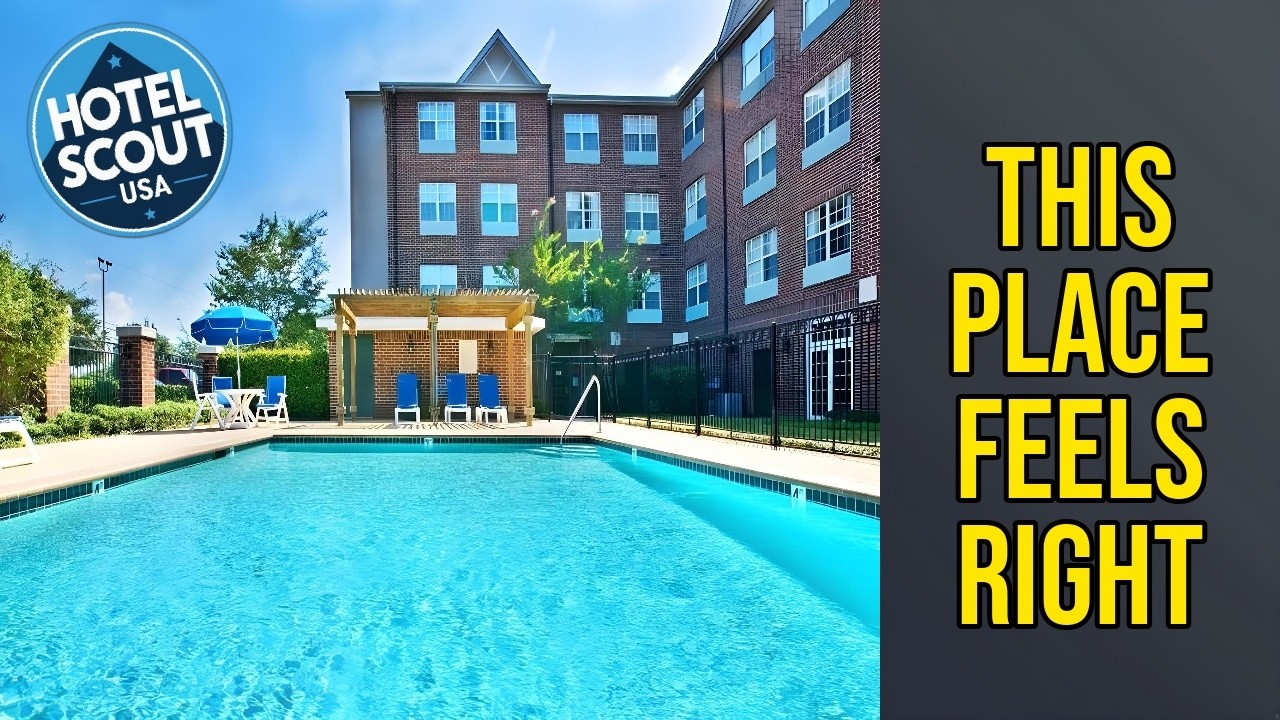 Holiday Inn and Suites Dallas-Addison By IHG - This Place Feels Right | Dallas (TX), United States🛏️