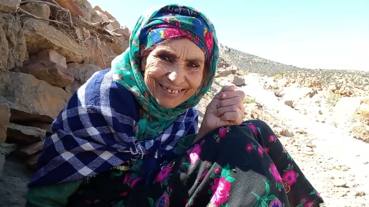 أشعار ورسائل  عمتي فطيمة إلى أهل التاريخ  لنقشه في الذاكرة دون تزييف