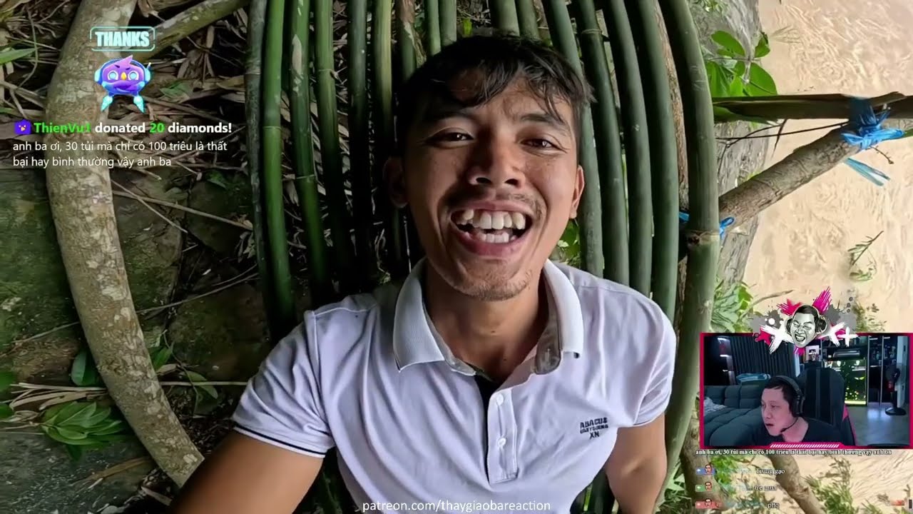 THẦY GI&Aacute;O BA REACTION: SANG VLOG SU&Yacute;T HẸO KHI CHẠM MẶT LO&Agrave;I RẮN CỰC ĐỘC TRONG L&Uacute;C ĐANG GIỮA RỪNG MƯA