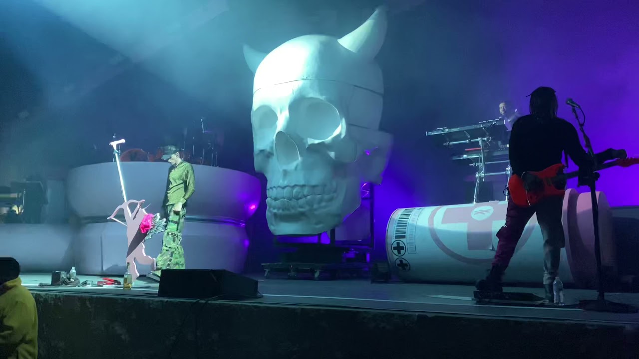 &ldquo;Pretty Toxic Revolver&rdquo; LIVE by MGK at VACU LIVE in Richmond, VA on 10/28/21