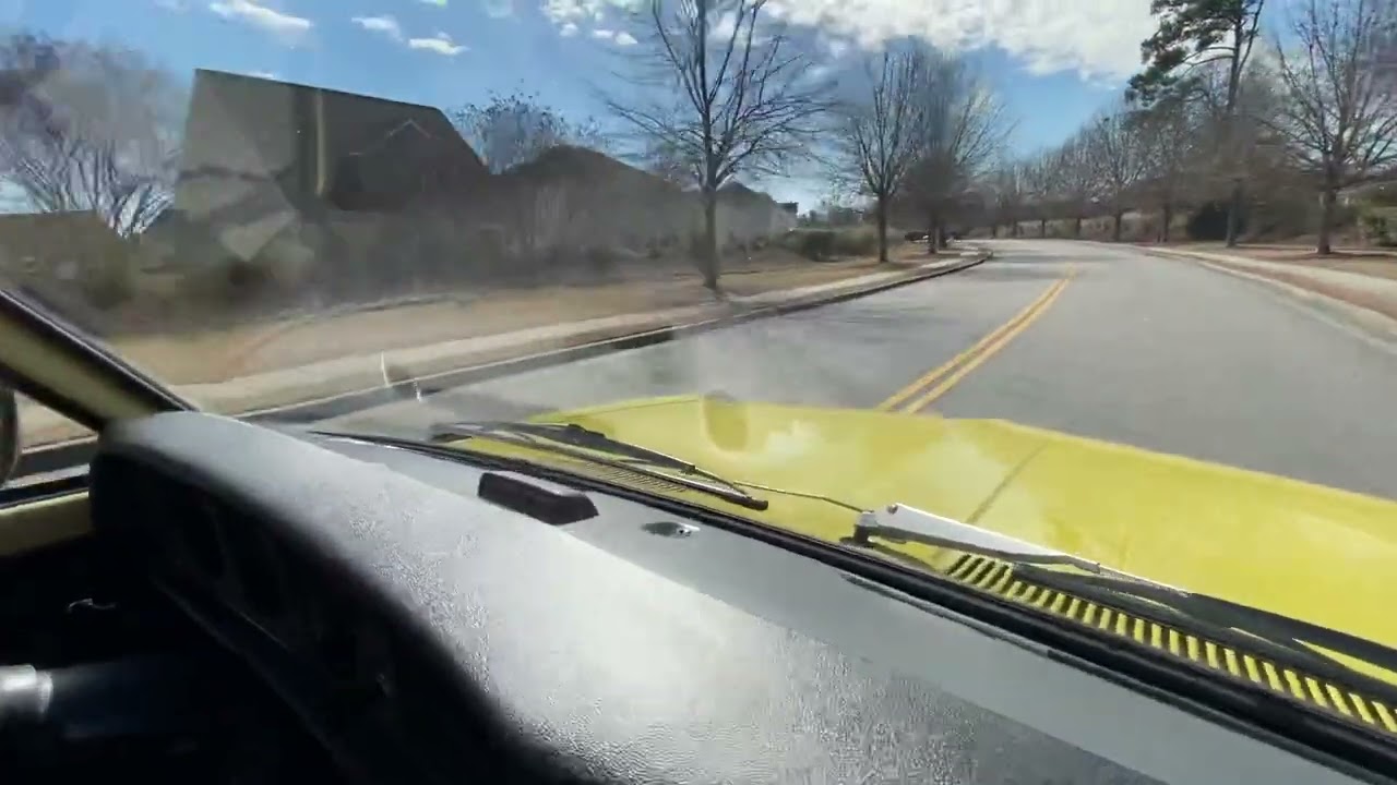 1977 Datsun 620 Pickup Driving/Cold start Video