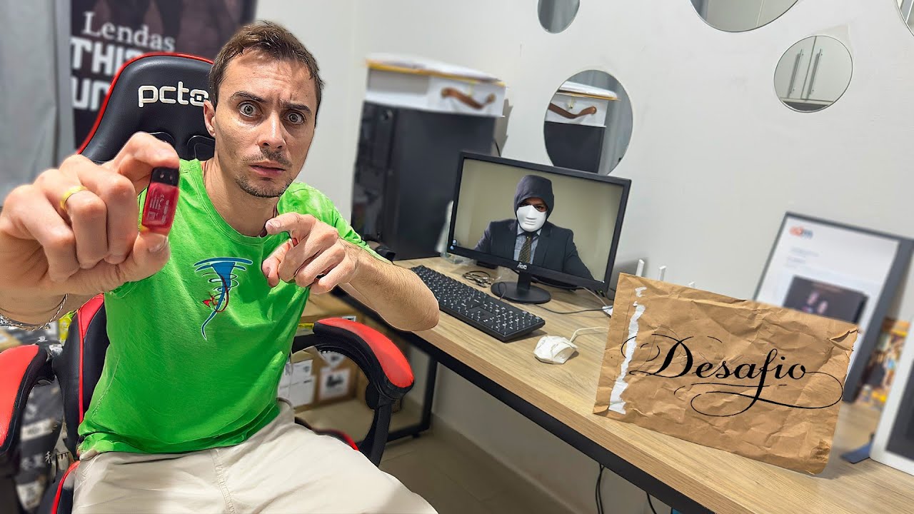 TEM UM VIDEO SECRETO NO PENDRIVE QUE O MASCARADO DEIXOU NAMINHA CASA