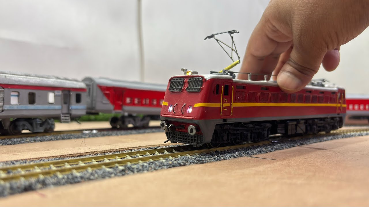 INDIAN MODEL TRAIN SET | WAP-4 & LHB ASMR RUNNING SESSION