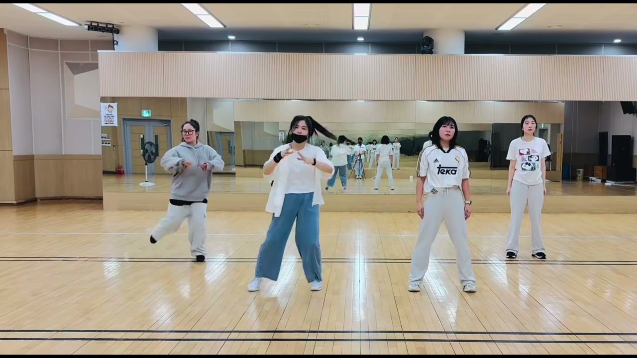[잔망이X쪼라기들]제4탄! 댄스토피아!! SHAKIRA(샤키라)_ZOO 쥬~우우~~