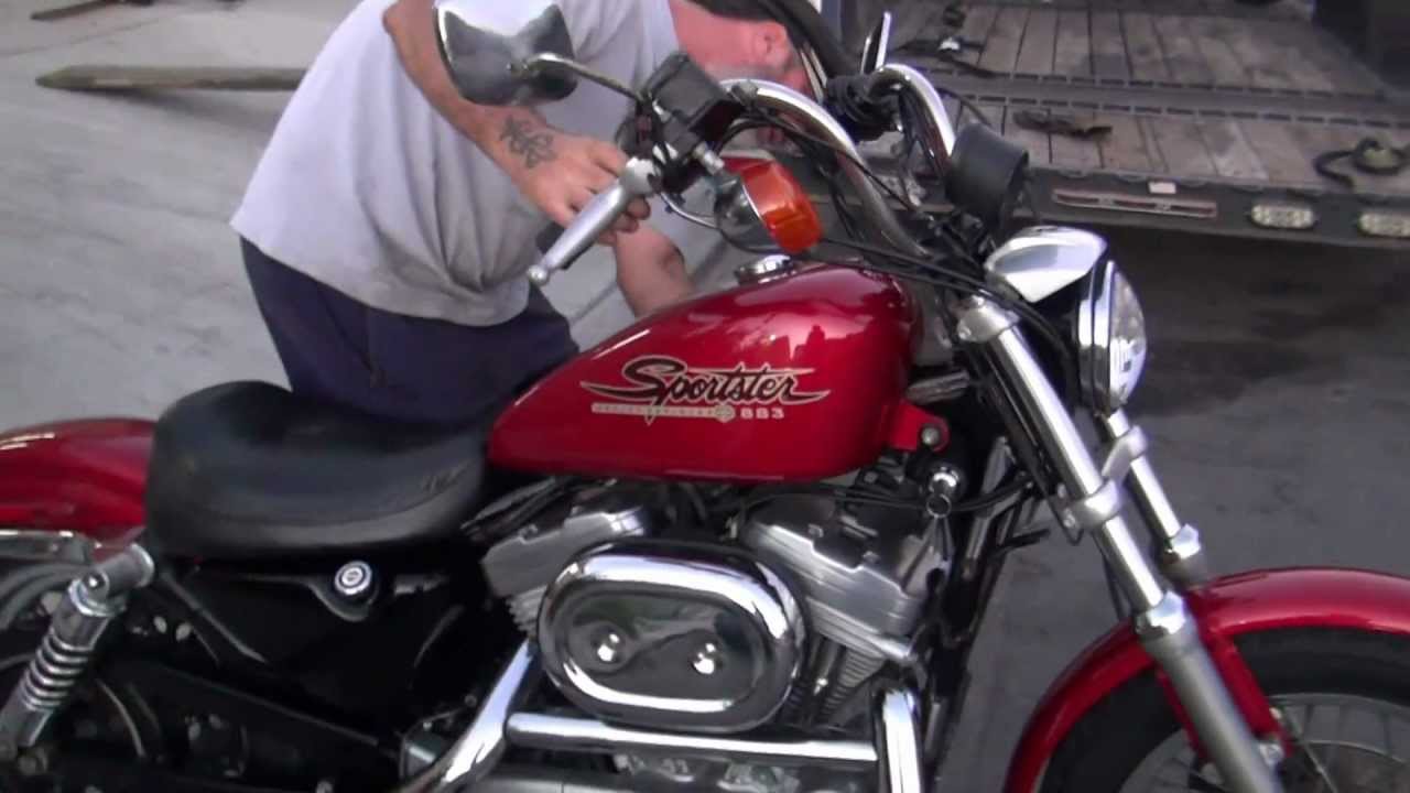 Hunting Harley's, 1998 883