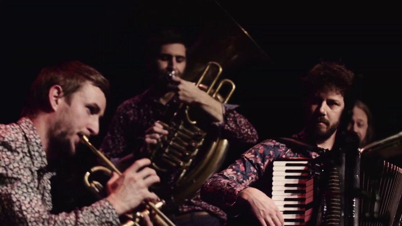 Duna Orkestar - Agapo mia pantremeni