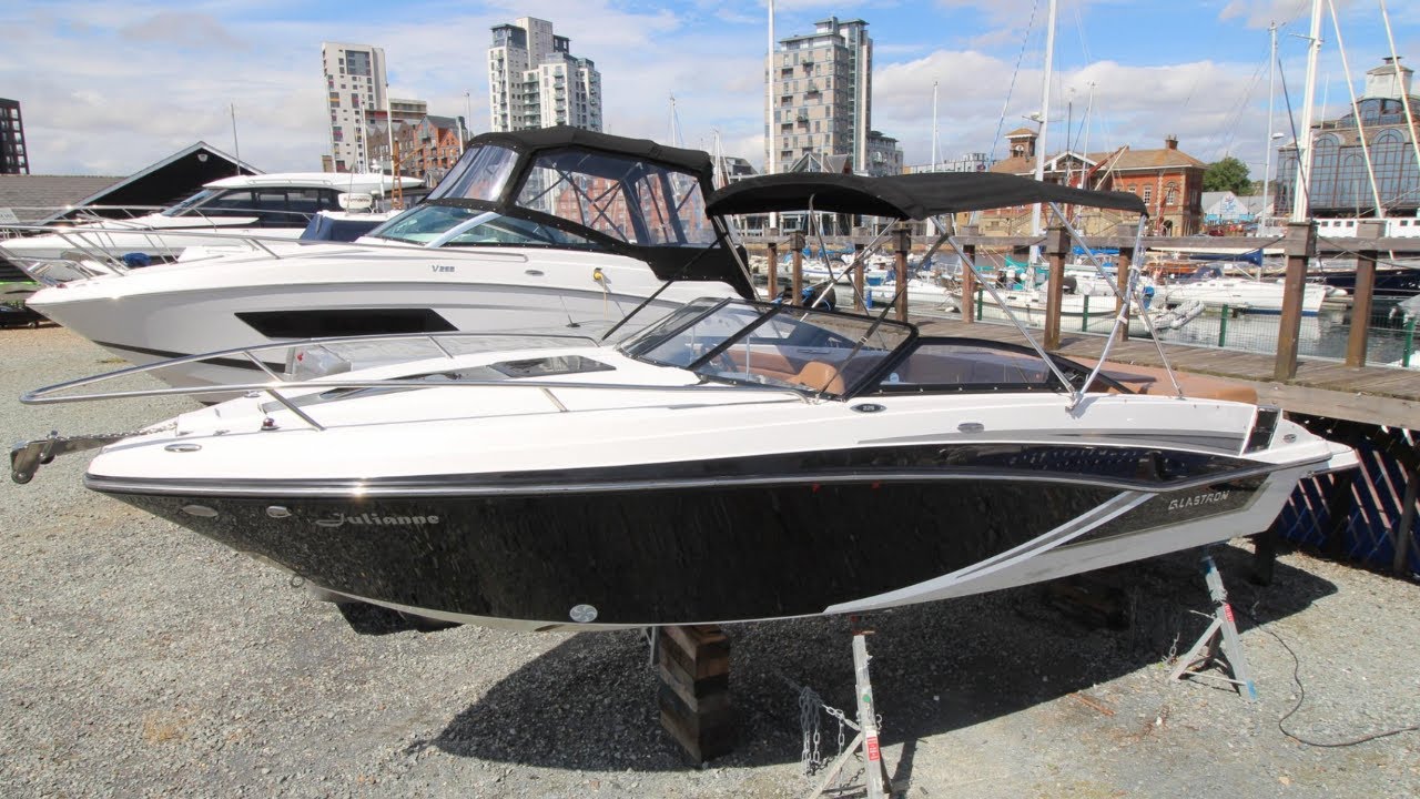 Glastron GT229 - Walkthrough Tour - Perfect Summer Boat