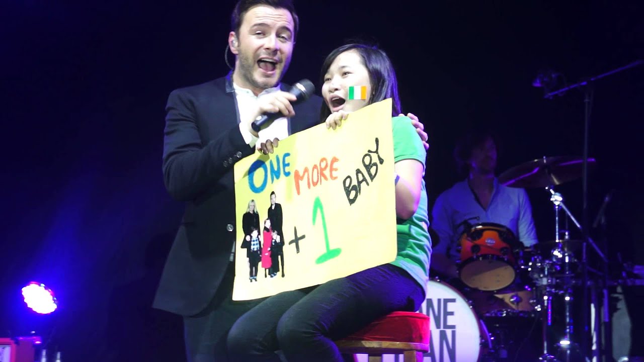 Shane Filan - Mandy HD ( You And Me Tour in Vietnam)