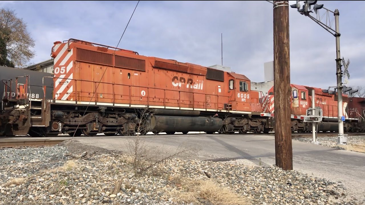City Bus Stuck At RR Crossing, Cops Called, Broken Down Train Blocks Crossing For Hours, CSX & NS