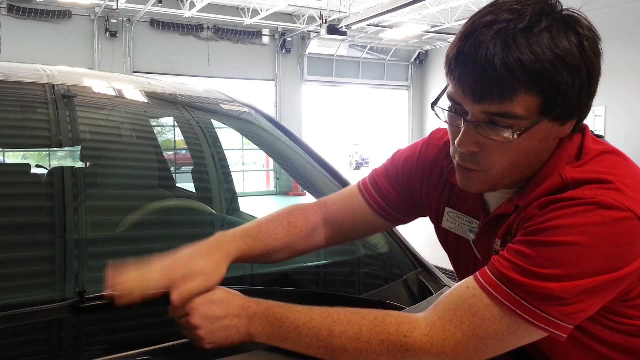 How to Change Wiper Blades Toyota Sienna | Lakeland Automotive Sheboygan, WI