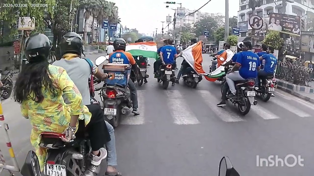 India vs New Zealand Final Madness 🇮🇳🏏 | My First Moto Vlog | Crazy Cricket Fans on the Streets