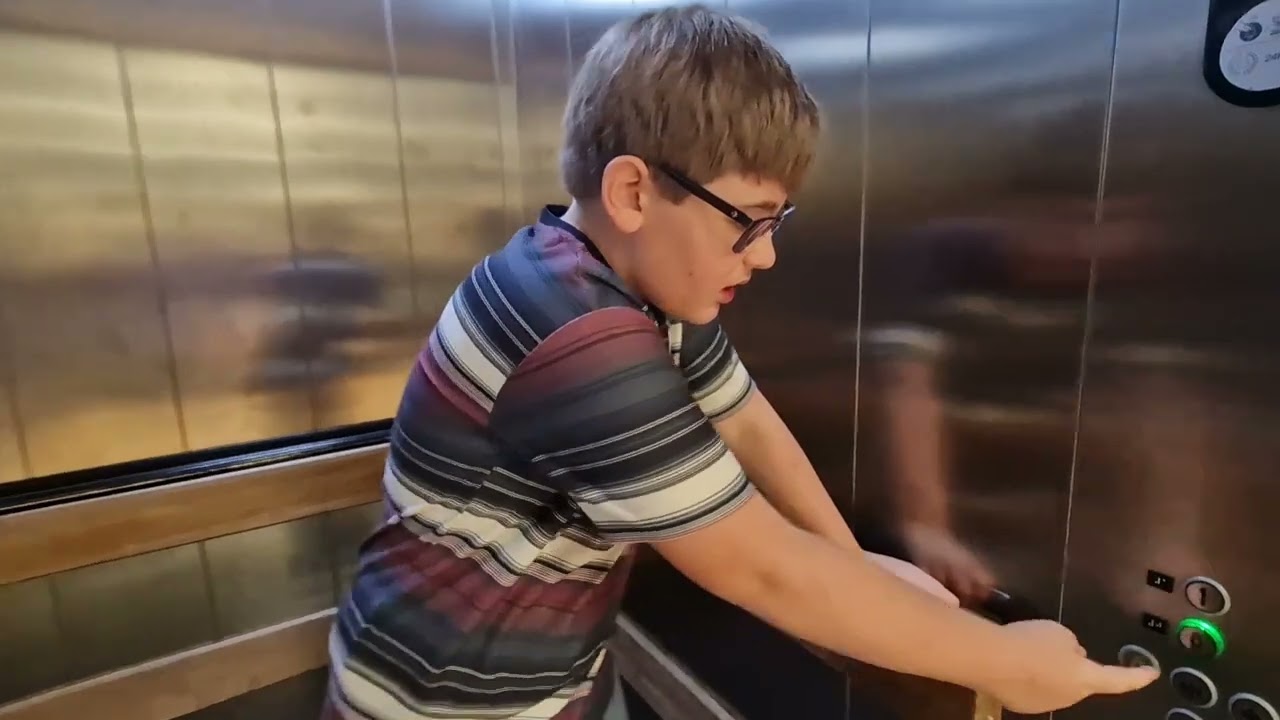 Lifts @ Asda, Hamilton, Scotland, Kone Ecodisk and old Kone