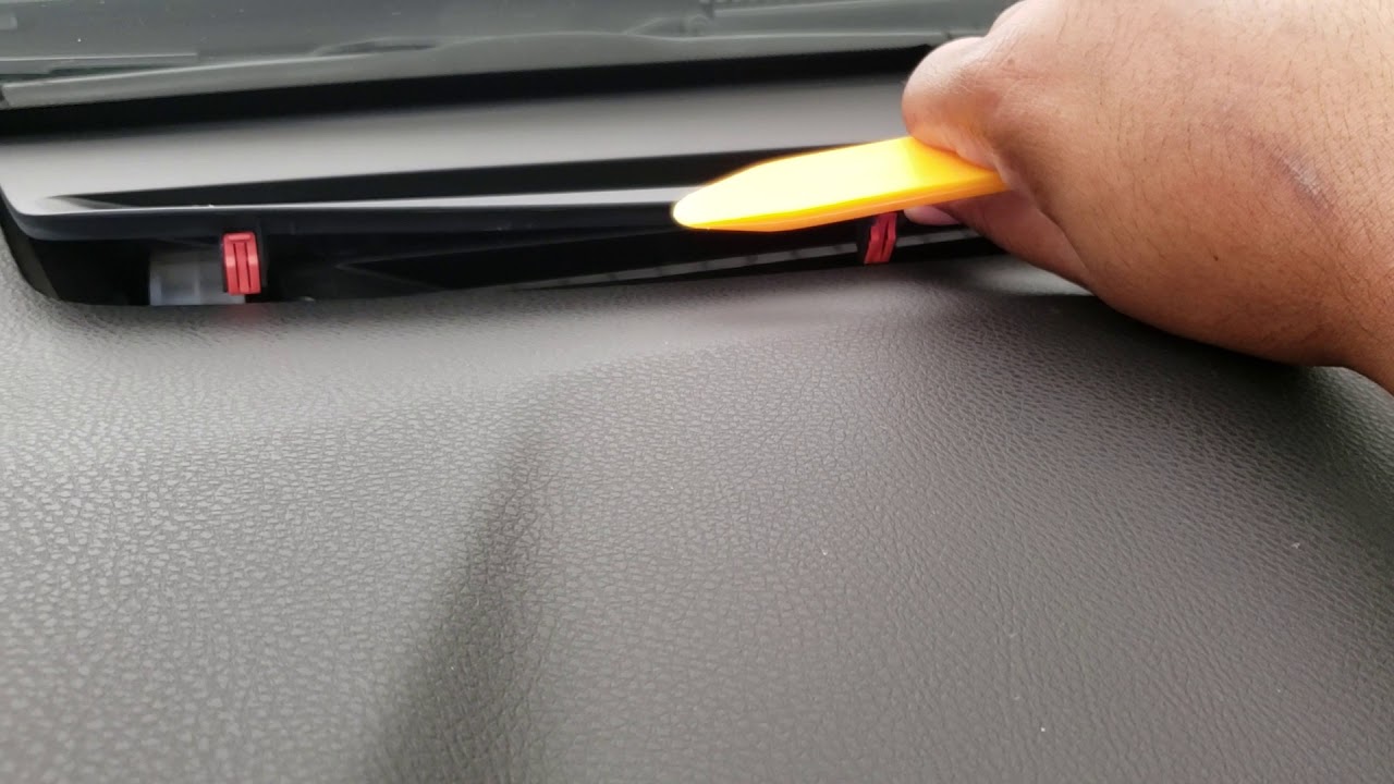 2018 - 2019 Toyota Camry dash rattle