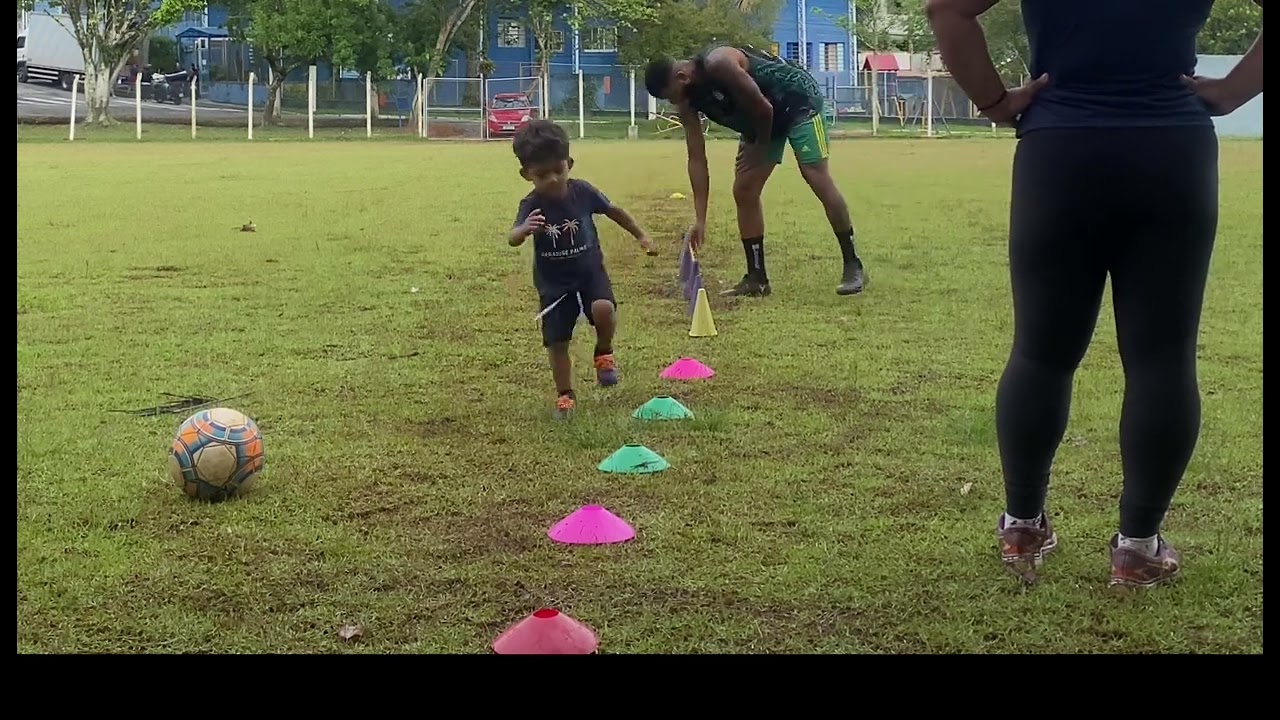 Ele não aprendeu com minhas palavras, aprendeu com meu exemplo.”