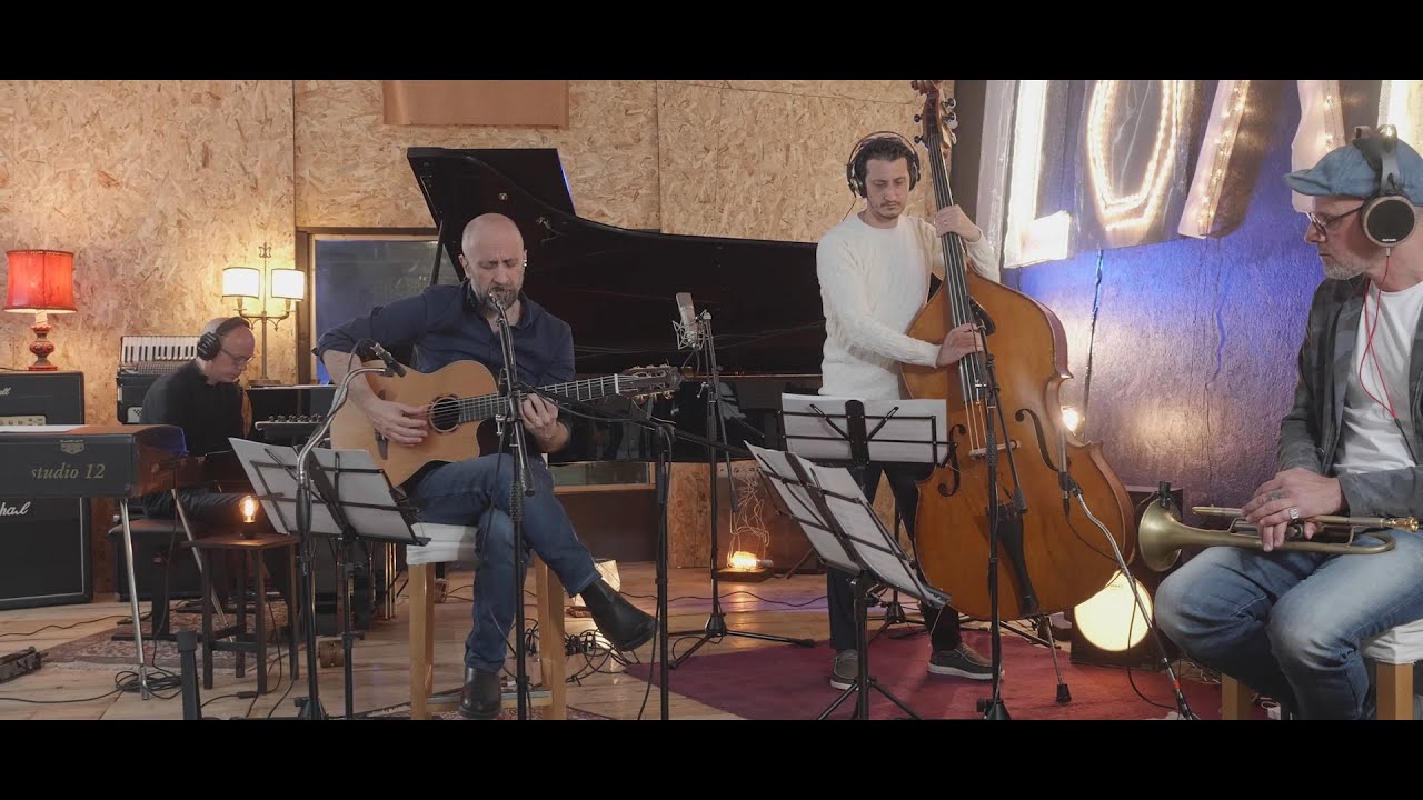 Joe Barbieri - La Giusta Distanza ft. Fabrizio Bosso (live in studio)