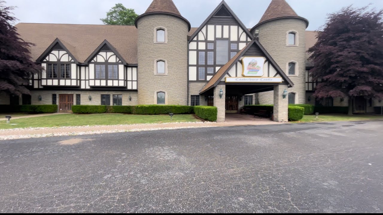 Tour of Canterbury Village, Lake Orion, Mi￼