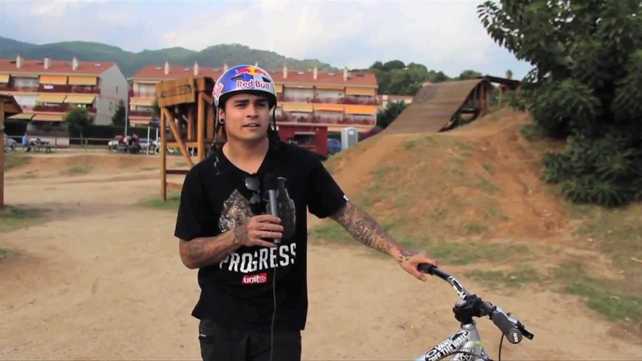 Interview to Andreu Lacondeguy