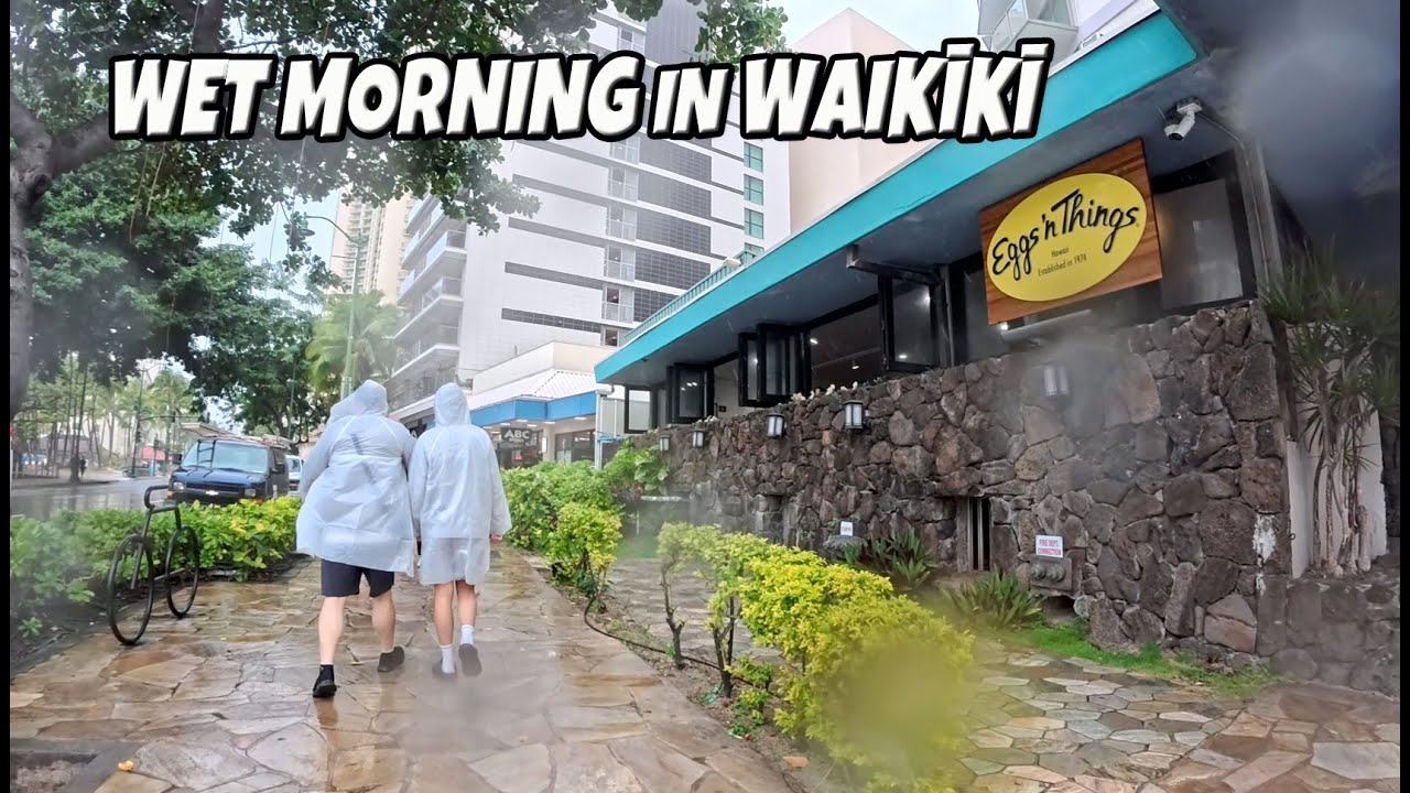 Rainy Morning Waikīkī Walk 🌧️🌴 | Kalākaua Ave to International Market Place (Jan 26, 2026)