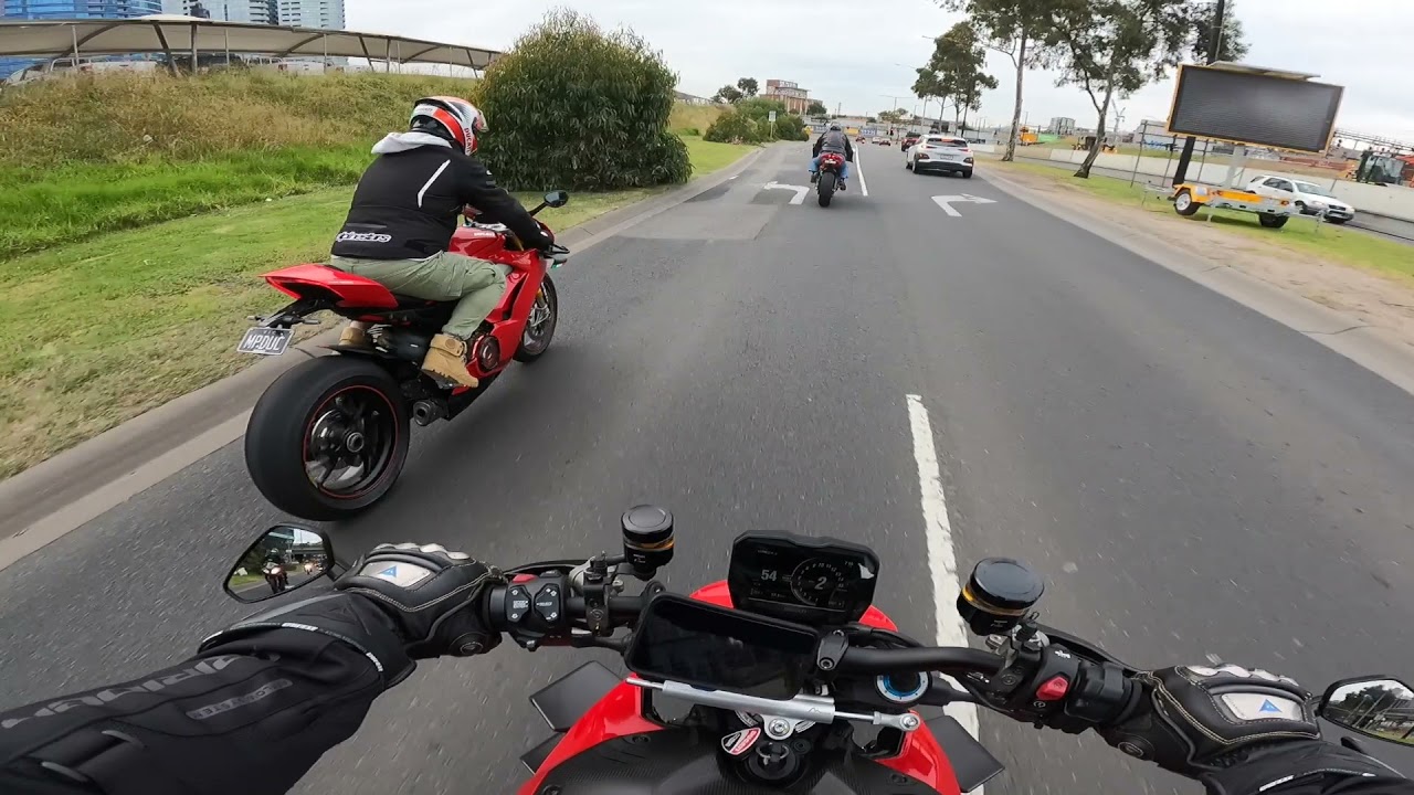 Melbourne Bike night 17/12/21