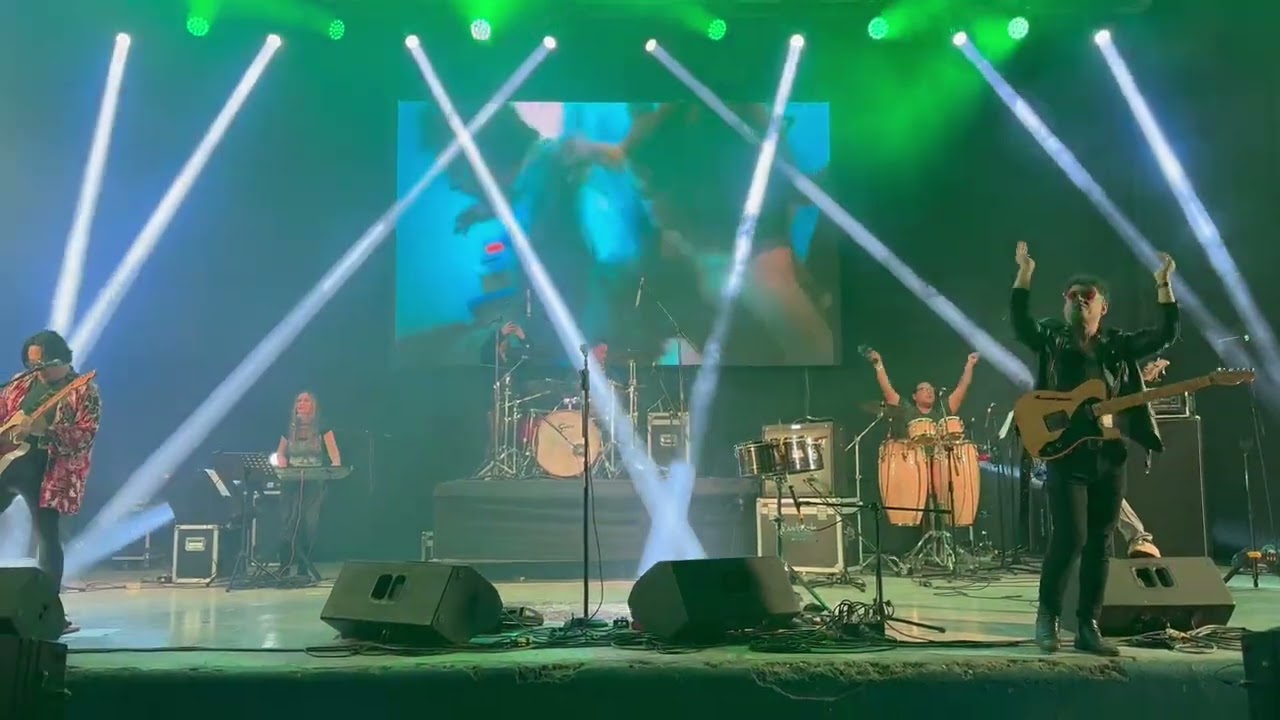 La Liga del Sueño - No Es Amor (Live Performance)