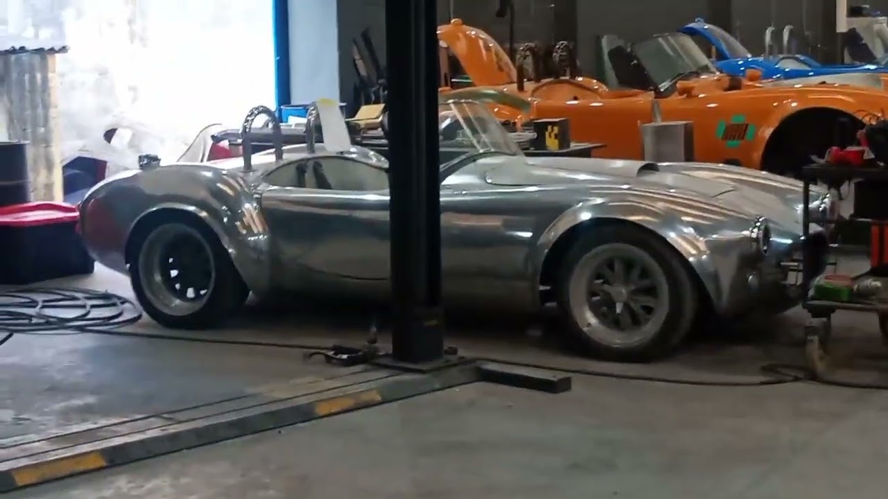 Visita &agrave; garagem SBS performance s&oacute; Naviseira top#automobile#sbsperfomance#interlagos#carros#racing