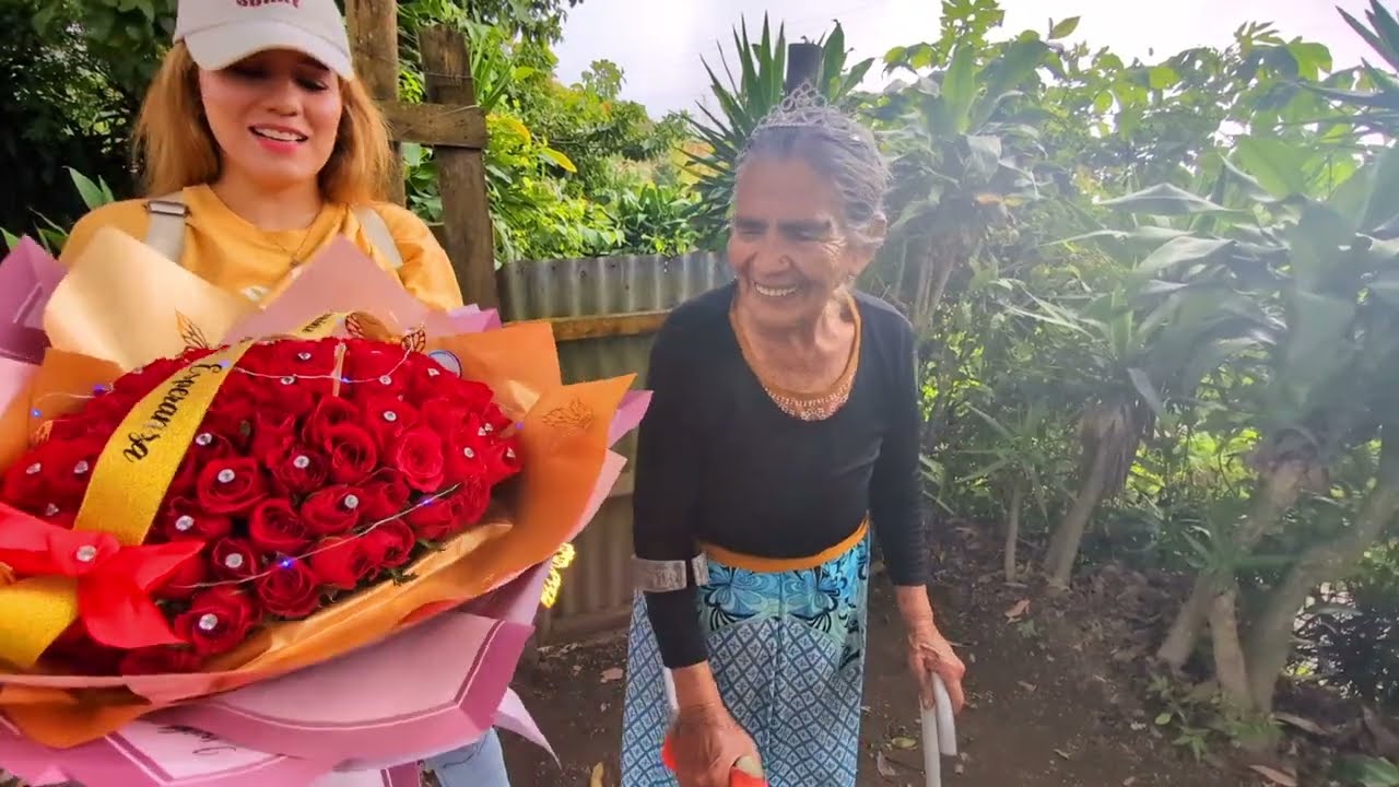 ⚘️⚘️⚘️⚘️Visitando a la abuelita Esperanza en su día de cumpleaños 🎂⚘️⚘️⚘️⚘️🎉🎉🎉