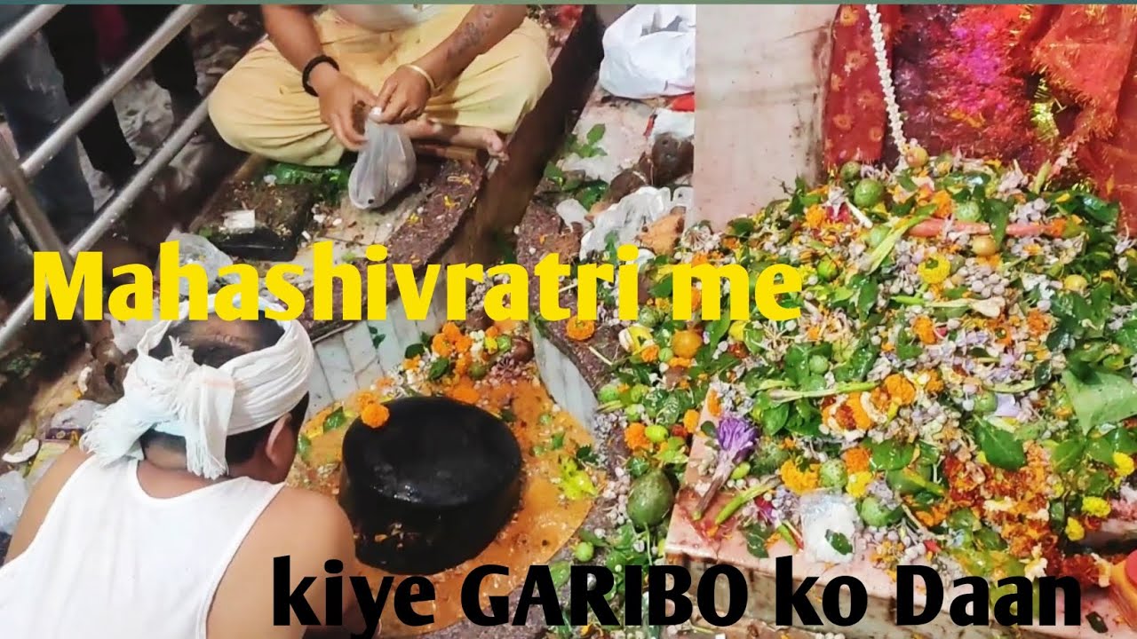 Mahashivratri 🔱 me kiye GARIBO ko Daan 🤗☺️👆🙏 Daily vlogs uploaded 🙏😀👆
