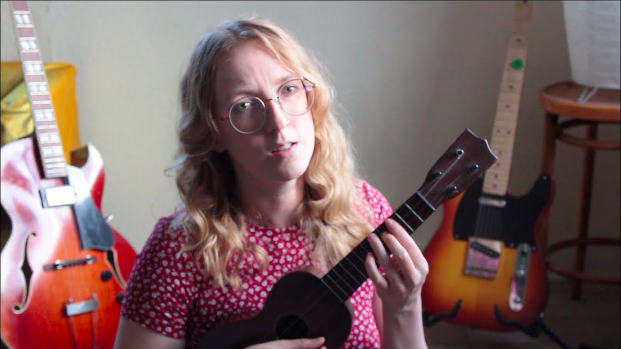 Whispering - a ukulele song and chord melody from 1920