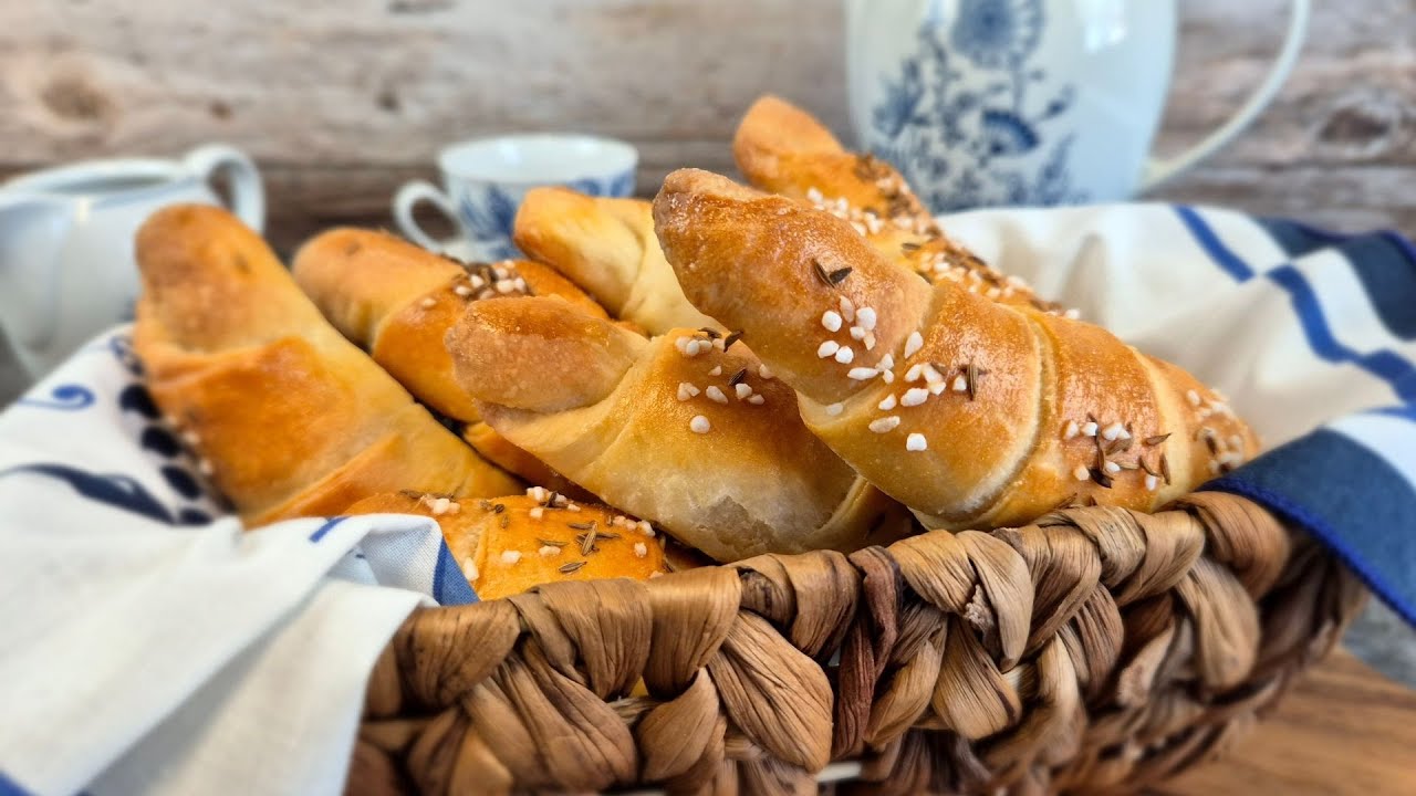 Traditionelle burgenl&auml;ndische Salzstangerl | Ein gelingsicheres Rezept | GuteKueche.at