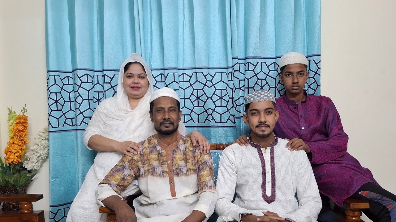 পবিত্র শবেবরাতের শুভেচ্ছা। আল্লাহ পাক আপনি আমাদের সবাইকে মাফ করে দেন। 