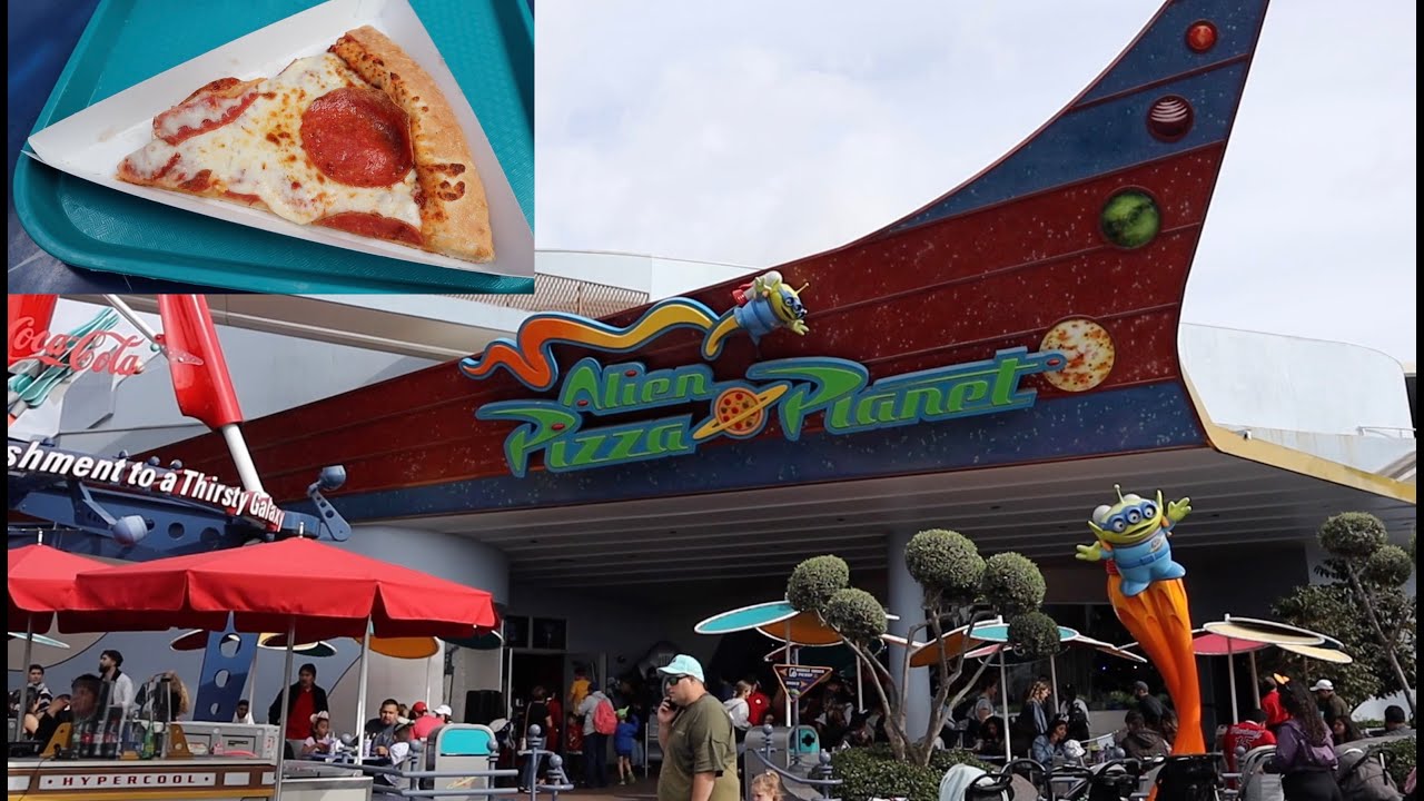 Mealtime at Disneyland- Alien Pizza Planet (Tomorrowland, Disneyland)