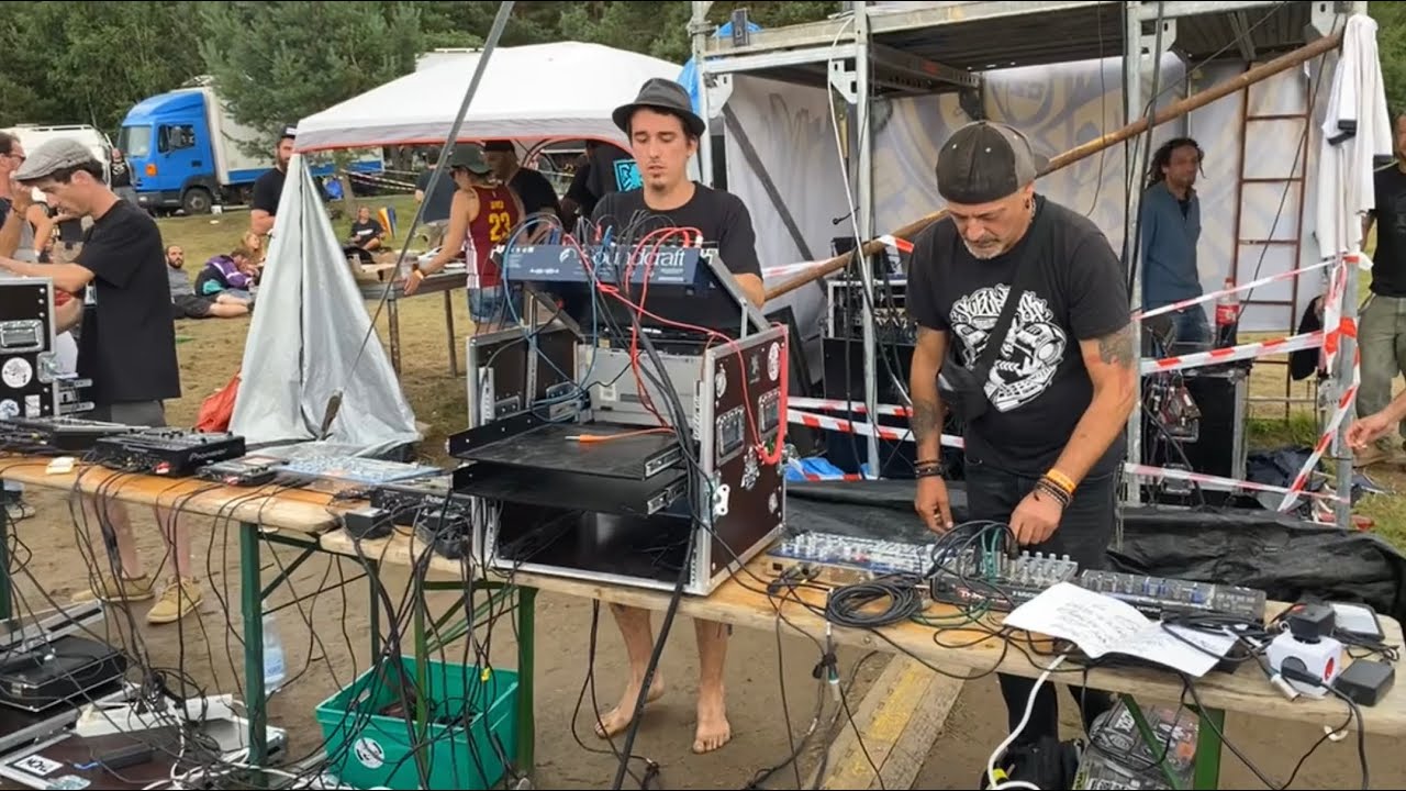 Matchbox B-Day 2021 - Suburbass vs Brainless Monkeys Live (Acid R-Genesis)