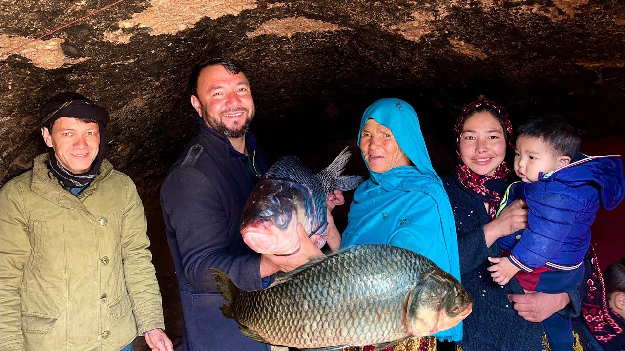 Huge One-And-a-Half-Meter Silver Carp Fried On A Fire To A Crisp | Delicious Whole Fish Fry At Cave