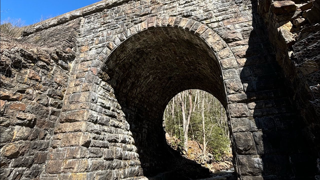 Lehigh Valley railroads Drakes Creek culvert/bridge? Carbon County PA.