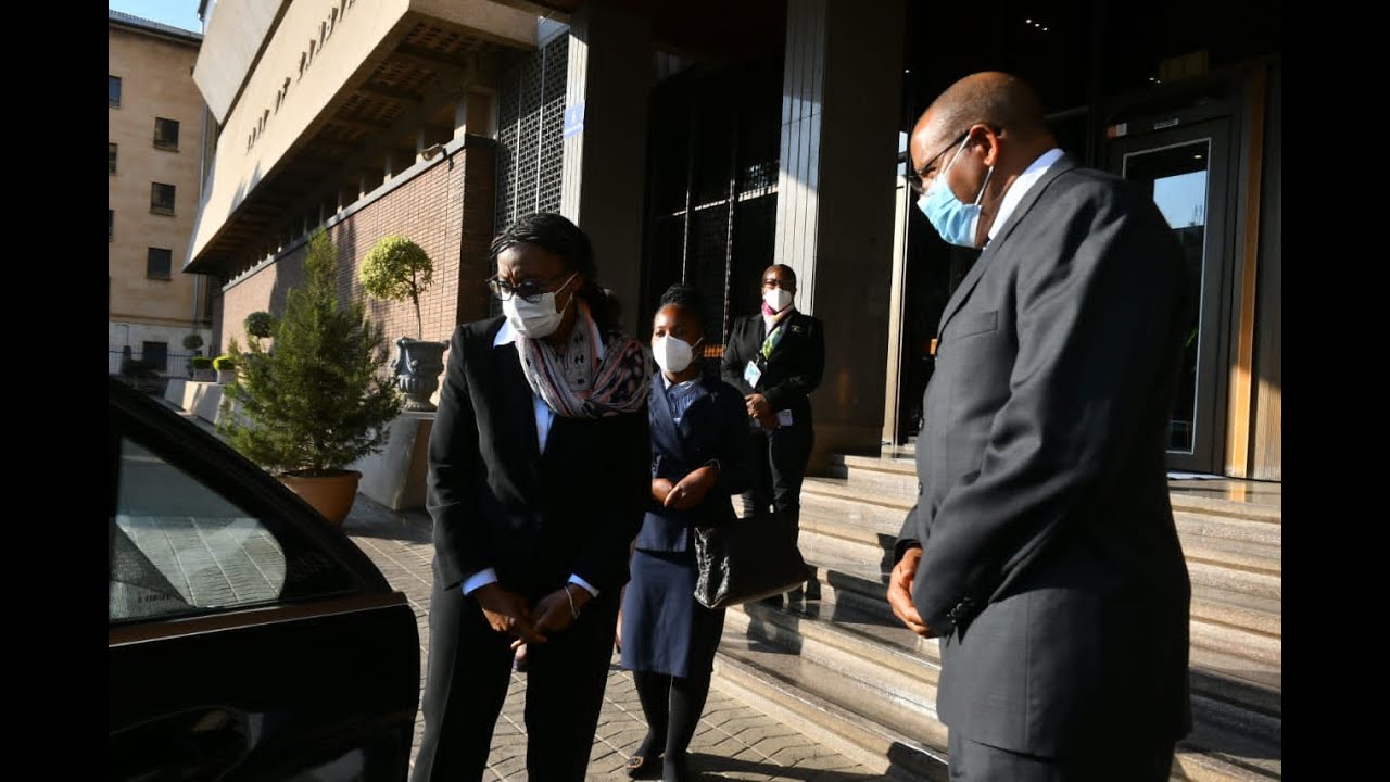 Media Stakeout with ECA's Songwe & Zambia Central Bank Governor, Denny Kalyalya