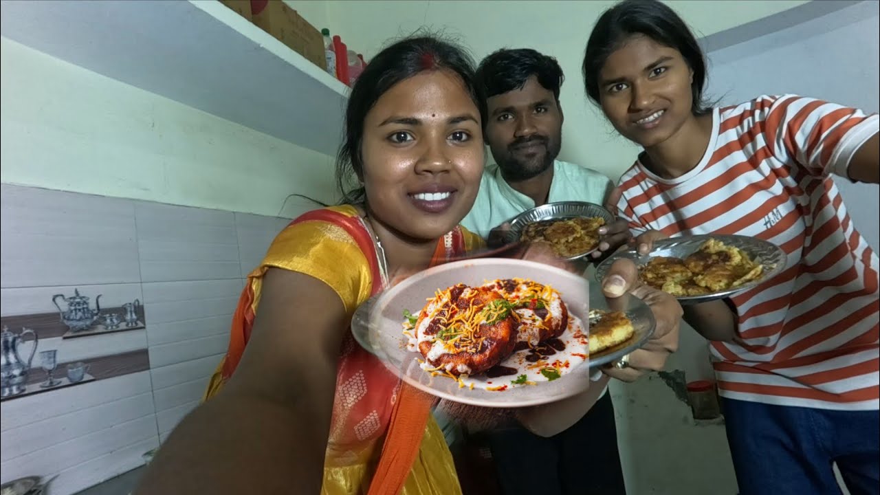 Sab Ne Milkar Banaya Aalu Tikki 😋