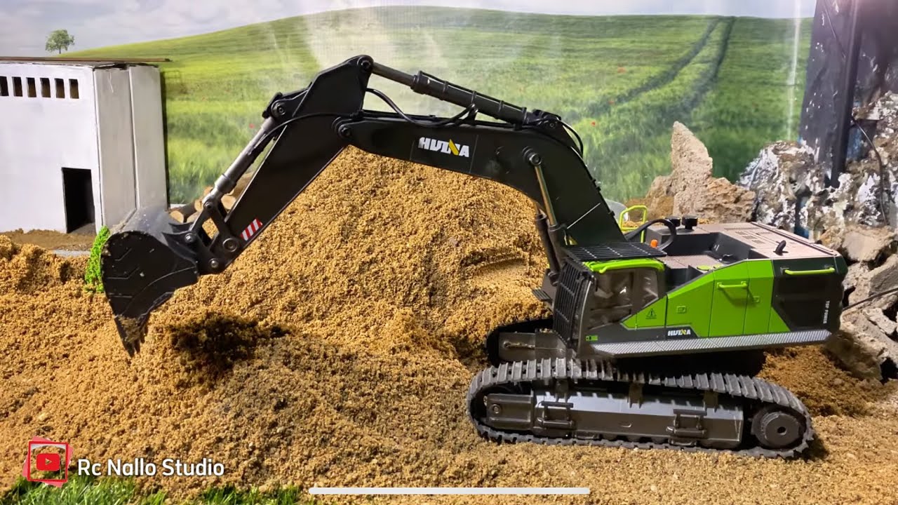 Rc Huina 1593 and 1535 Excavators, Digging Sand in the Project Arena,1:14 Scale Diorama Construction