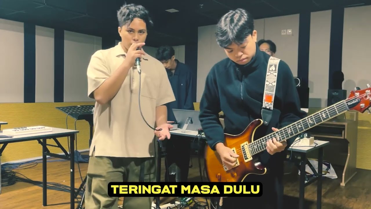 pyaniX, Crayy, shak, Syahmi - belakang bayang x Lowkey x Gadisku (Live Ver.)