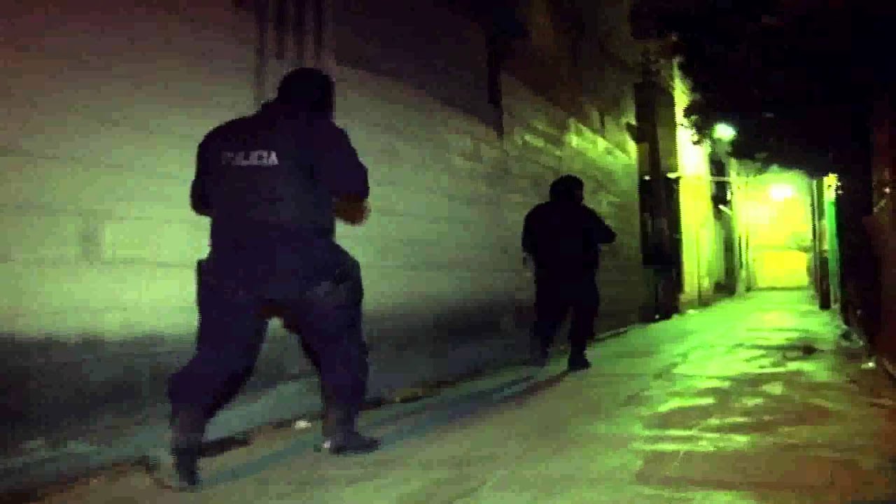 Perseguidos por la Ley - Código 21