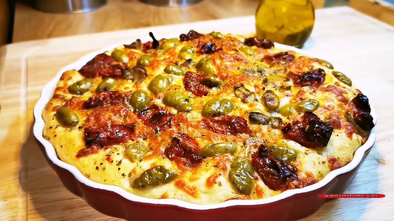 Фокача🍕(пица в тава)със сушени домати и маслини