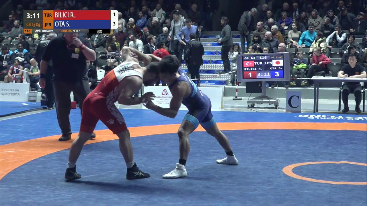 1/2 GR - 63 kg: R. BILICI (TUR) v. S. OTA (JPN)