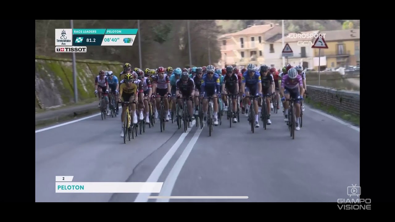 Ciclismo: Tirreno - Adriatico | 4a tappa passaggio ad Antrodoco (RI)