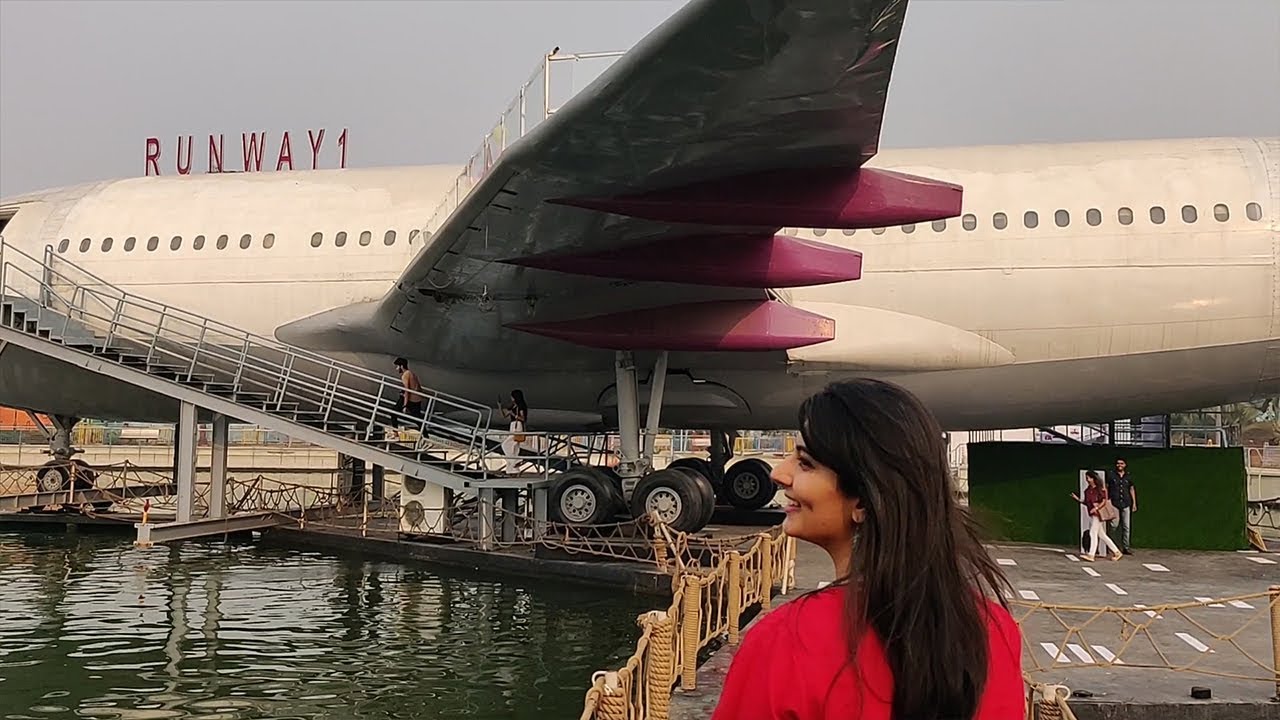 Aeroplane Wala Restaurant - World's Largest Airplane Restaurant - Runway 1 | Curly Tales