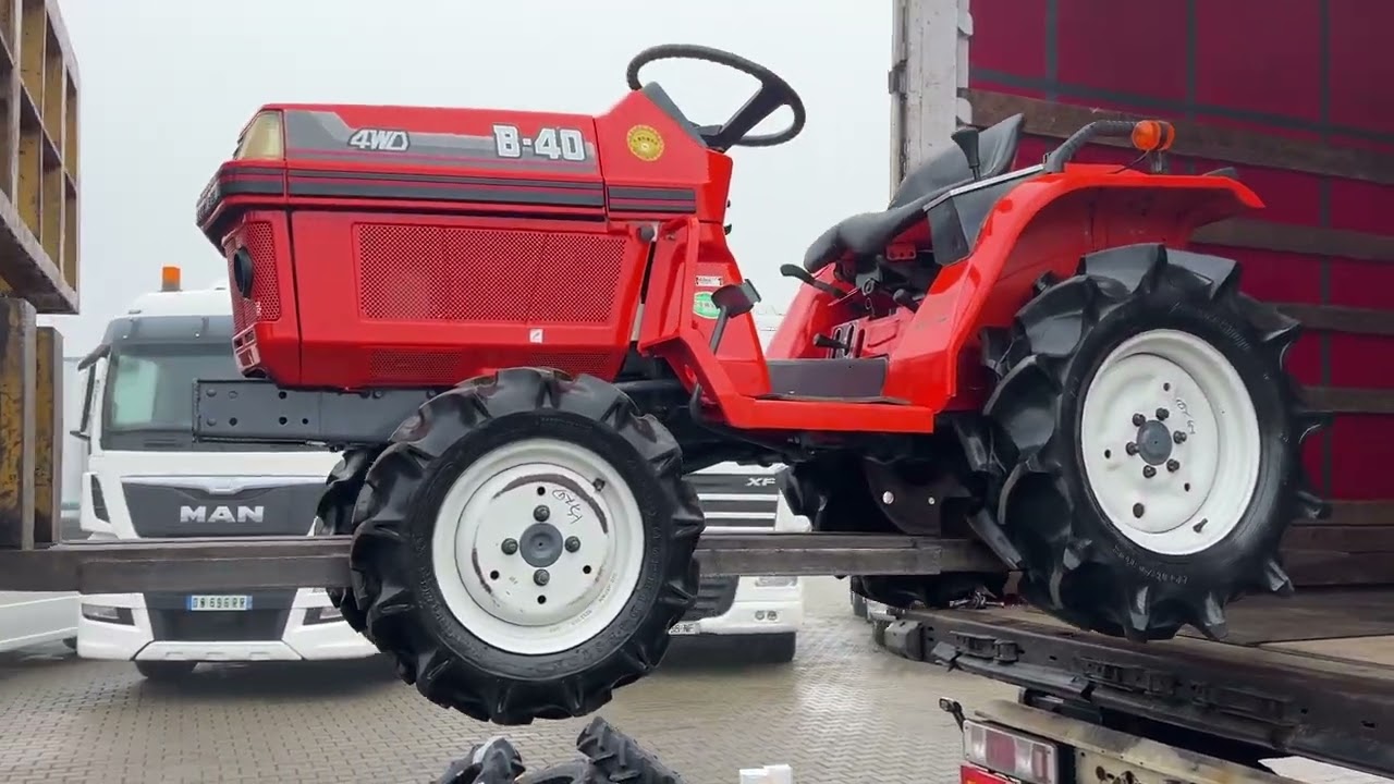 Нова поставка японських тракторів на майданчик у Вінницю 16.12.25 | Totus Traktor