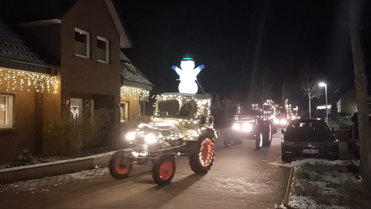Lichterfahrt 2023 Oldtimer-Schlepper Riesenbeck