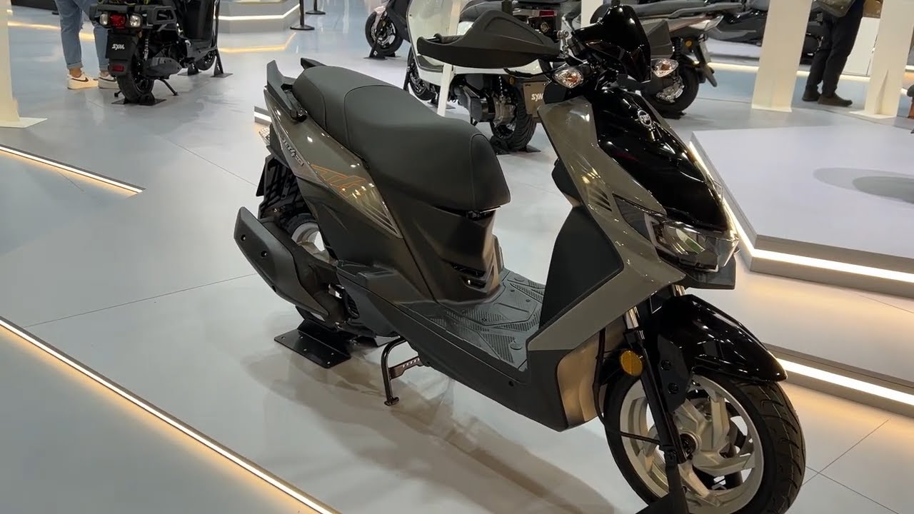New SYM Jet 4 RX (2026) – The Aggressive Street Scooter! | Walkaround EICMA