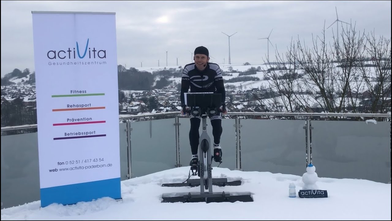 Winterliches PowerCycling mit Torben in den Sonnenuntergang (Spinning | Indoor-Cycling)