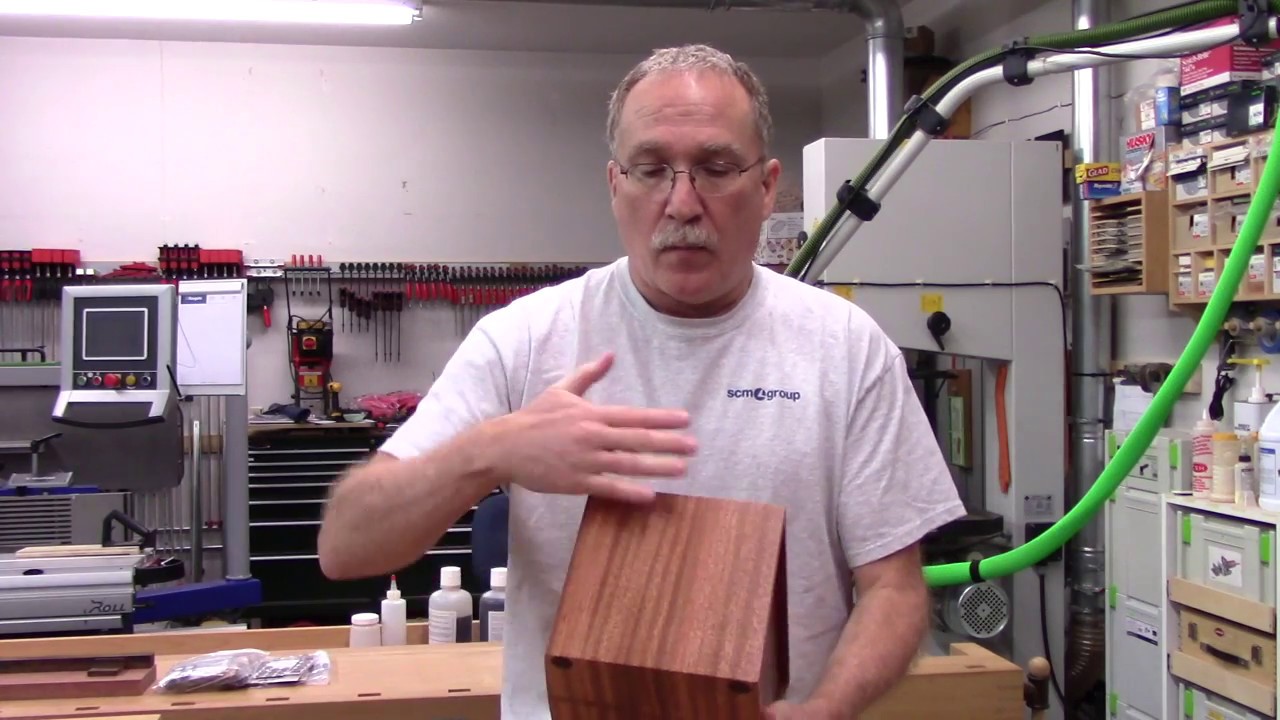 Making a continuous grain Bowfront Jewelry Chest